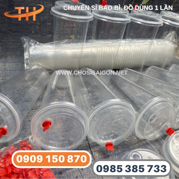Ly nhựa nắp nút tim trắng 700ml giá rẻ