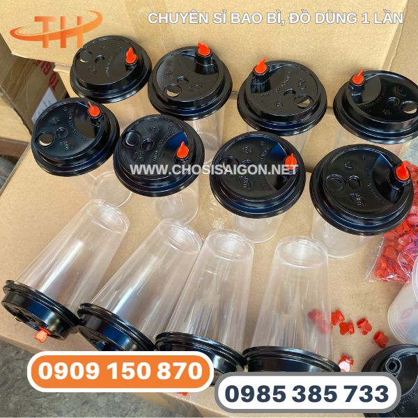 Ly nhựa nắp nút tim đen 500ml giá rẻ