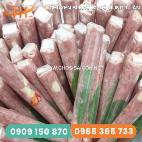 Màng nilon dẻo dai, bền tốt gói nem chua