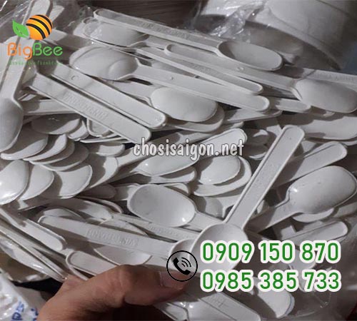 Muỗng nhựa đục sữa chua giá sỉ rẻ tại TP.HCM