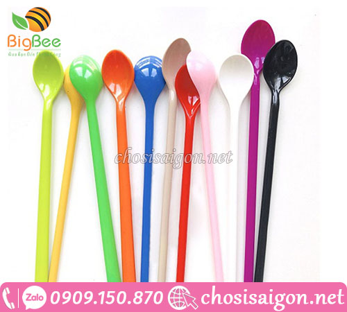 Muỗng nhựa màu cà phê, sinh tố giá rẻ