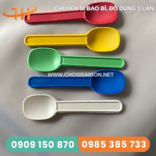 Muỗng nhựa sữa chua, xôi