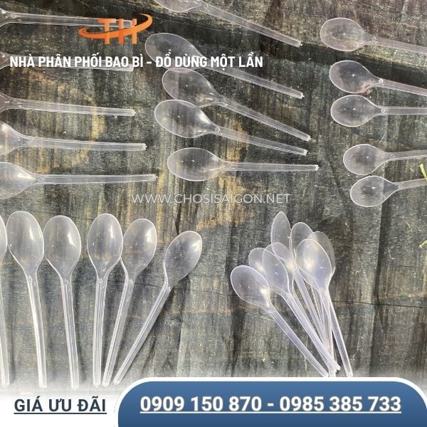 Muỗng nhựa trong 15cm