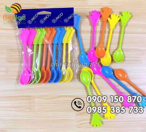 Thìa, muỗng sinh tố nhiều màu giá sỉ rẻ