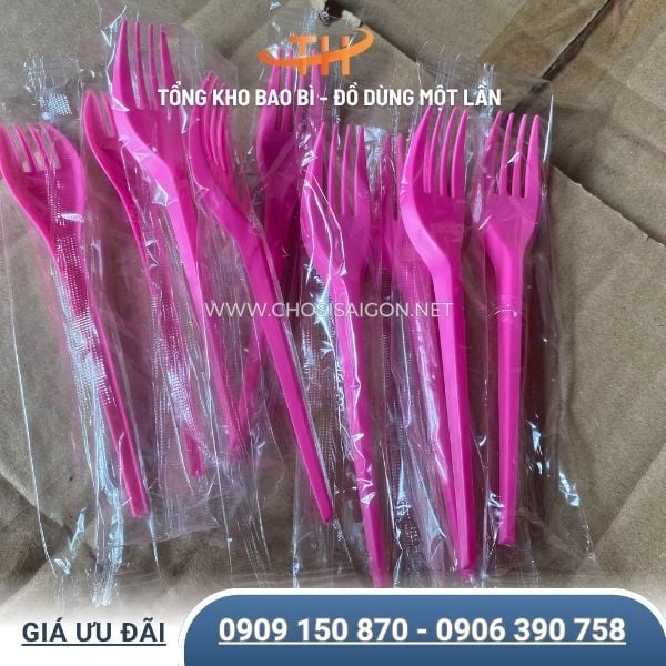 Nĩa nhựa 15cm bọc màng sỉ rẻ