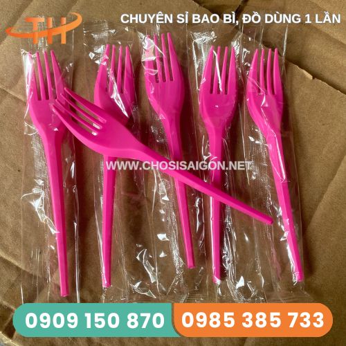 Nĩa nhựa dùng 1 lần