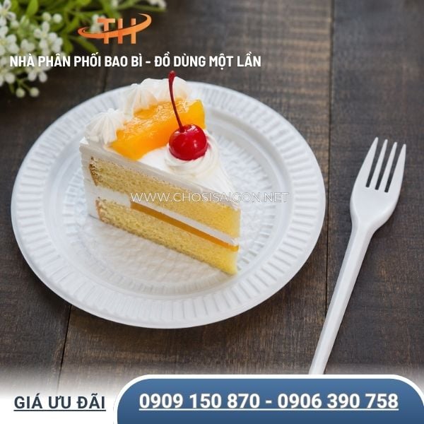 Nĩa nhựa dùng cho bánh ngọt, trái cây