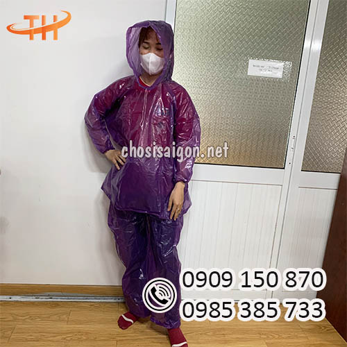 Áo mưa bộ chất liệu nilon mặc 1 lần giá sỉ rẻ