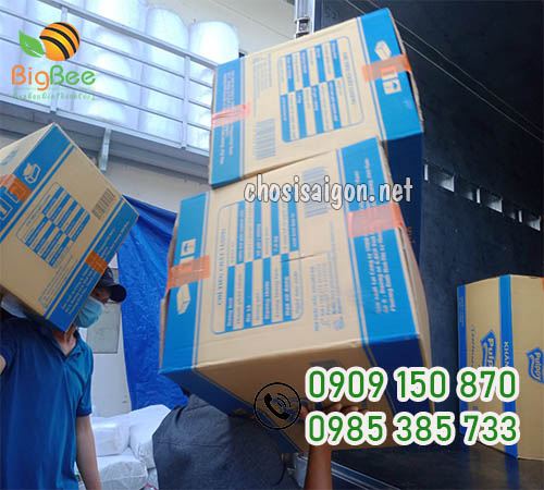 Sỉ giá rẻ khăn giấy vuông Pulppy, freeship TP.HCM