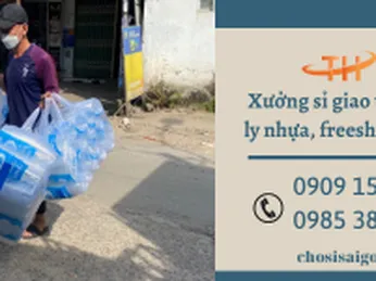 Vận chuyển ly nhựa đến cửa hàng của khách tại Bình Dương