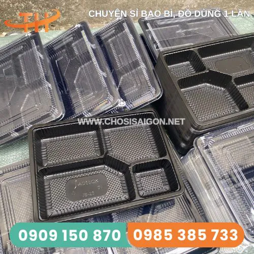 HỘP NHỰA ĐẾ ĐEN NẮP TRONG ĐỰNG CƠM