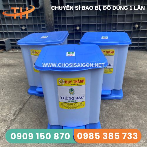 Thùng rác đạp chân an toàn, tiện lợi phân loại rác