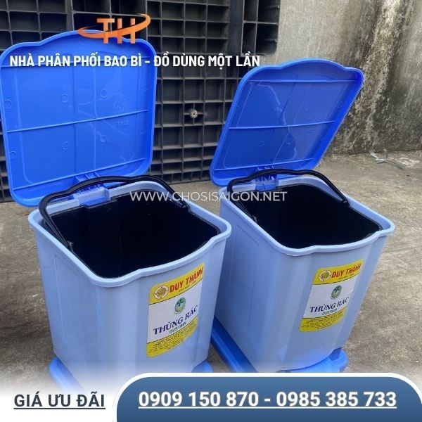 Thùng rác nhựa đạp chân tiện lợi