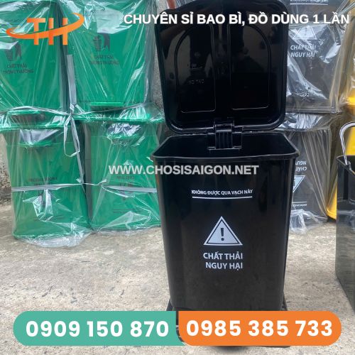 Thùng rác đạp chân đựng chất thải nguy hại