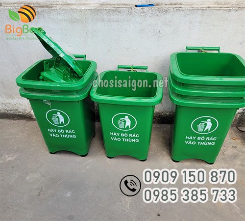 Thùng rác màu xanh 60 lít sỉ rẻ ưu đãi