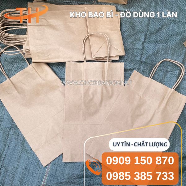Túi giấy kraft có quai xách đựng đồ dùng, vật dụng