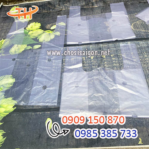 Túi xốp trắng 2 quai đục lỗ giá rẻ