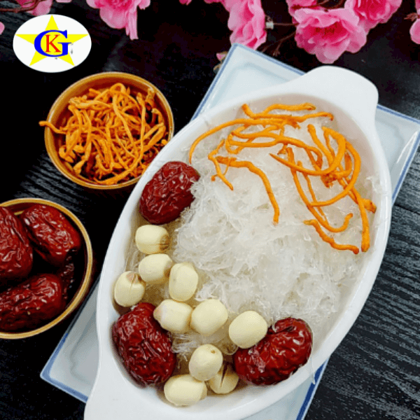 Cách chưng yến với đông trùng hạ thảo Cách chưng yến với đông trùng hạ thảo