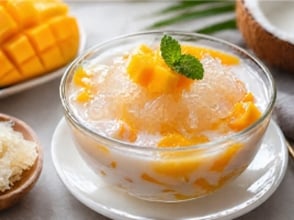 Chè yến xoài sữa dừa