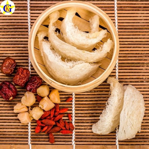 Yến chưng đông trùng hạ thảo Yến chưng đông trùng hạ thảo