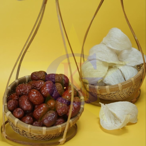 Yến chưng táo đỏ Yến chưng táo đỏ