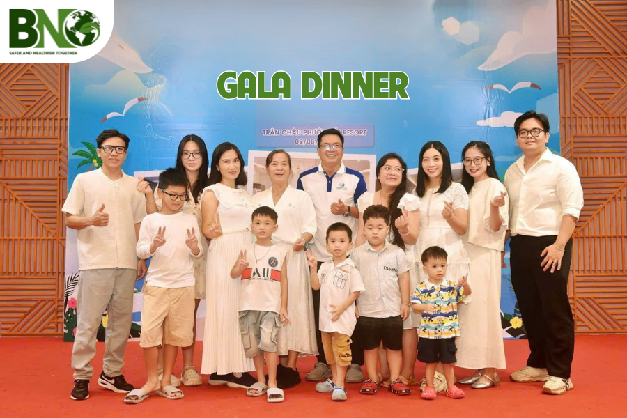 Đội ngũ nhân viên Bảo Nghi Group tham gia Gala Dinner