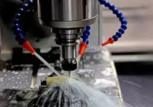 8 Lý do nên sử dụng dầu cắt gọt pha nước tổng hợp