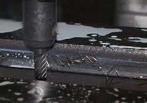 Bí kíp chọn dầu cắt gọt kim loại pha nước bằng mắt thường