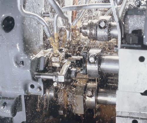 Vệ sinh bụi, phôi sau khi gia công kim loại Vệ sinh bụi, phôi sau khi gia công kim loại