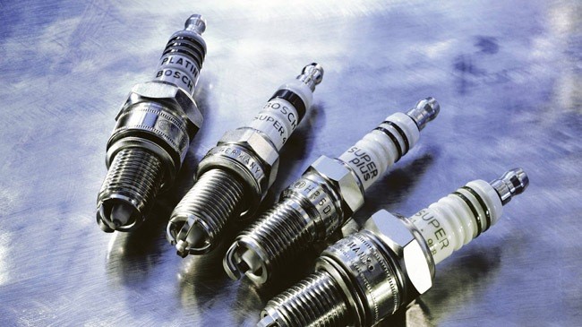 Bugi máy phát điện Bugi máy phát điện