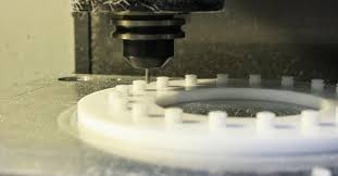 Phay POM PLASTIC Rất khó do biến dạng bởi nhiệt gia công. Phay POM PLASTIC Rất khó do biến dạng bởi nhiệt gia công.