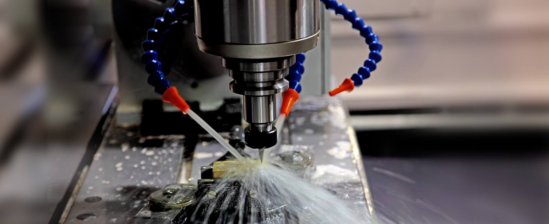 Dầu cắt gọt pha nước tổng hợp Dầu cắt gọt pha nước tổng hợp