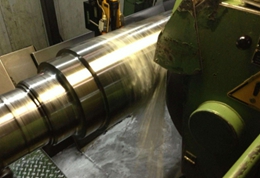 Dầu tưới nguội pha nước Dầu tưới nguội pha nước