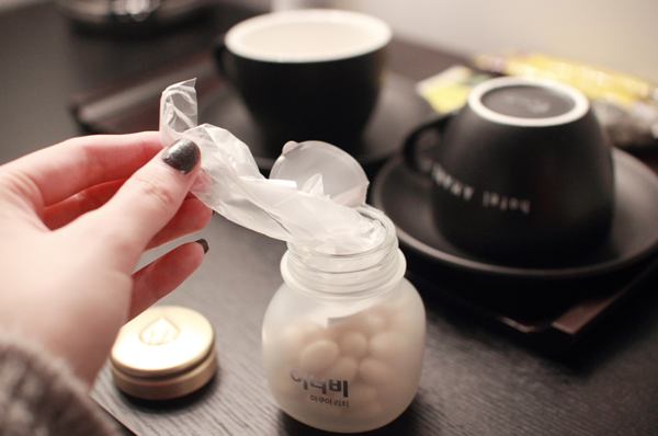 review-vien-uong-cap-nuoc-bo-sung-collagen-giup-da-sang-va-cang-bong-san-chac-cj-innerb-aqua-rich review-vien-uong-cap-nuoc-bo-sung-collagen-giup-da-sang-va-cang-bong-san-chac-cj-innerb-aqua-rich