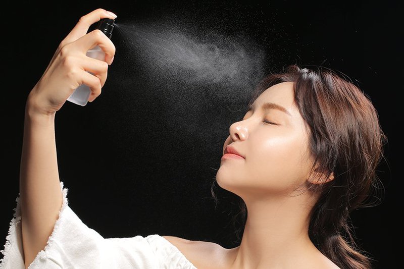5-thoi-quen-lam-dep-tan-pha-nhan-sac-ban-can-tranh-6 5-thoi-quen-lam-dep-tan-pha-nhan-sac-ban-can-tranh-6