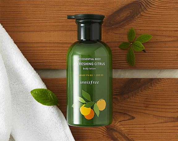 sua-duong-the-huong-thien-nhien-va-cap-am-toan-than-innisfree-my-essential-body-lotion sua-duong-the-huong-thien-nhien-va-cap-am-toan-than-innisfree-my-essential-body-lotion