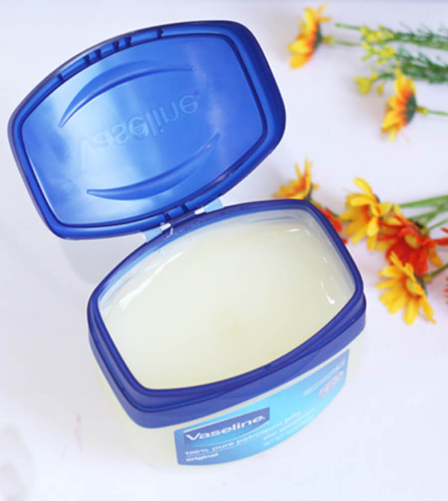 sap-duong-moi-cap-am-chong-nut-ne-moi-vaseline-100-pure-petroleum-jelly-original sap-duong-moi-cap-am-chong-nut-ne-moi-vaseline-100-pure-petroleum-jelly-original