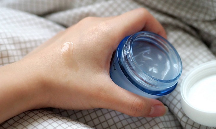 -meo-giu-lop-trang-diem-lau-troi-trong-ngay-he-nang-nong-1 -meo-giu-lop-trang-diem-lau-troi-trong-ngay-he-nang-nong-1