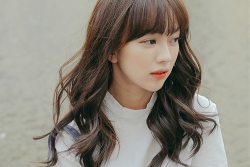 8-meo-khi-goi-dau-giup-nang-co-mai-toc-khoe-dep-suon-muot-3 8-meo-khi-goi-dau-giup-nang-co-mai-toc-khoe-dep-suon-muot-3