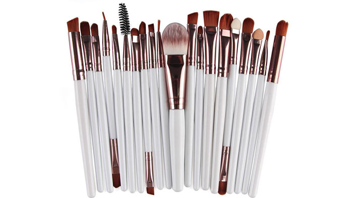 cac-dung-cu-trang-diem-thiet-yeu-can-co-cho-moi-co-nang cac-dung-cu-trang-diem-thiet-yeu-can-co-cho-moi-co-nang