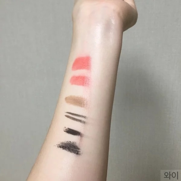 dau-tay-trang-the-face-shop-right-water-bright-light-cleansing-oil dau-tay-trang-the-face-shop-right-water-bright-light-cleansing-oil