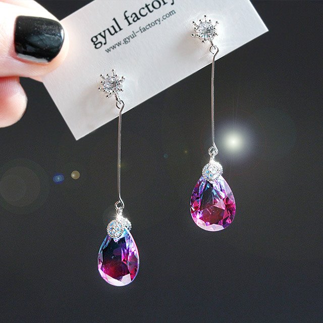 doi-bong-tai-lap-lanh-gradient-drop-drop-earrings doi-bong-tai-lap-lanh-gradient-drop-drop-earrings