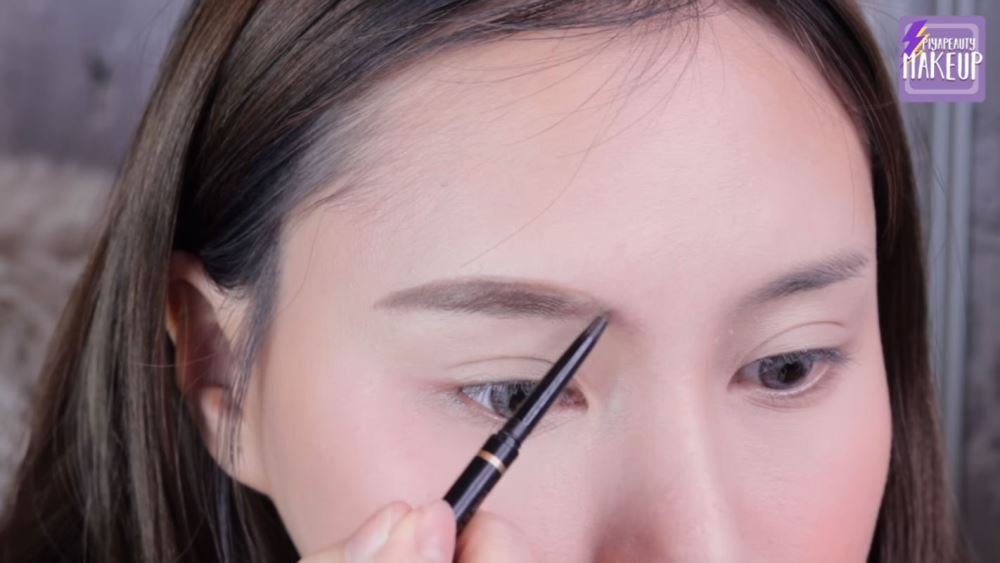 cong-dung-va-phan-loai-chi-ke-chan-may-bi-quyet-de-lua-chon-1-cay-chi-ke-chan-may-phu-hop-voi-chinh-ban cong-dung-va-phan-loai-chi-ke-chan-may-bi-quyet-de-lua-chon-1-cay-chi-ke-chan-may-phu-hop-voi-chinh-ban