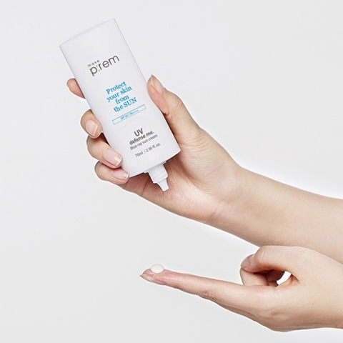 kem-chong-nang-vat-ly-make-p-rem-uv-defense-me-blue-ray-sun-cream-spf50-pa-danh-cho-me-bau kem-chong-nang-vat-ly-make-p-rem-uv-defense-me-blue-ray-sun-cream-spf50-pa-danh-cho-me-bau