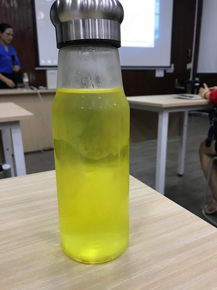 nhuy-hoa-nghe-tay-saffron-organic-iran nhuy-hoa-nghe-tay-saffron-organic-iran