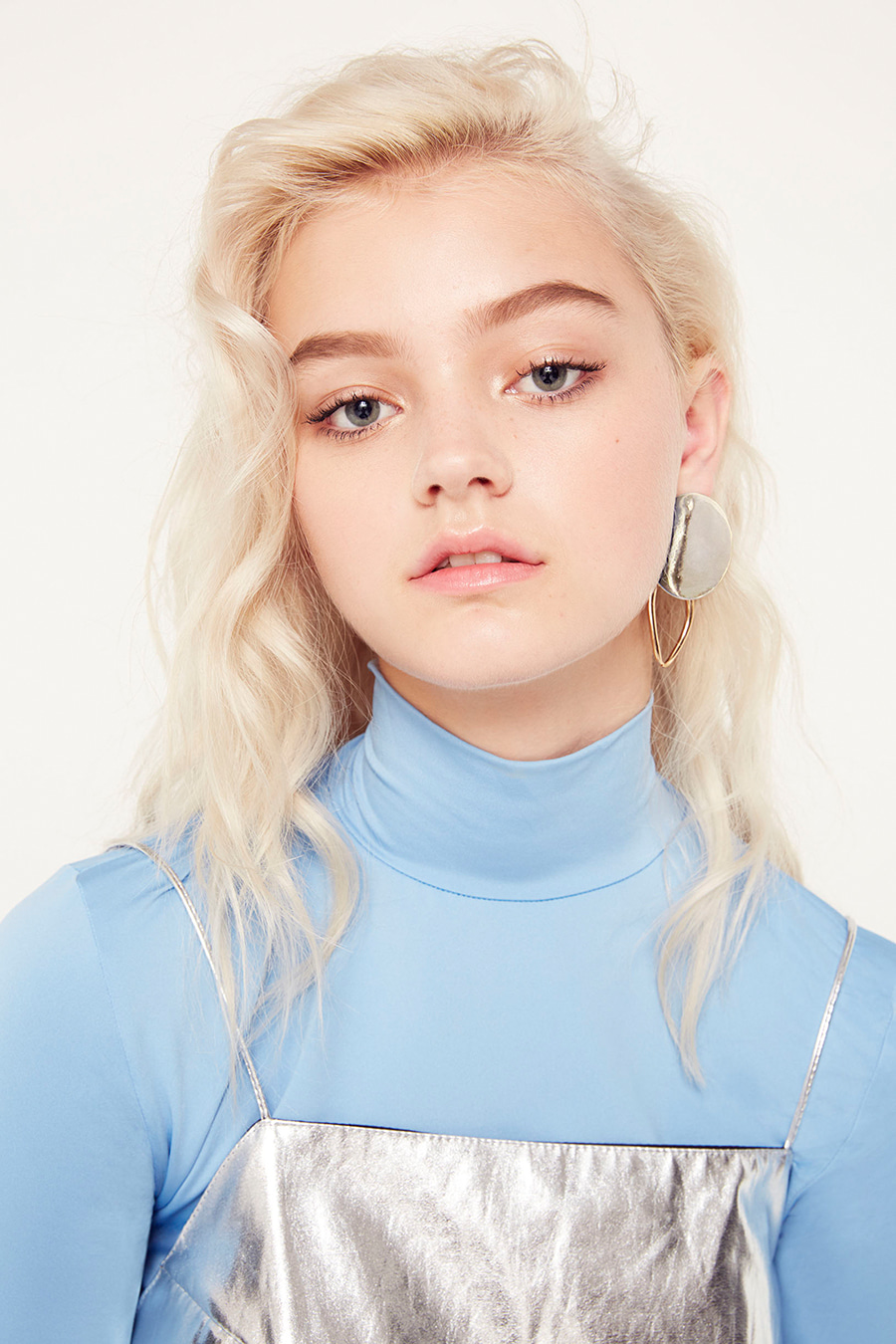 phan-phu-dang-nen-dac-biet-danh-cho-da-dau-3ce-maison-kitsune-primer-setting-powder phan-phu-dang-nen-dac-biet-danh-cho-da-dau-3ce-maison-kitsune-primer-setting-powder