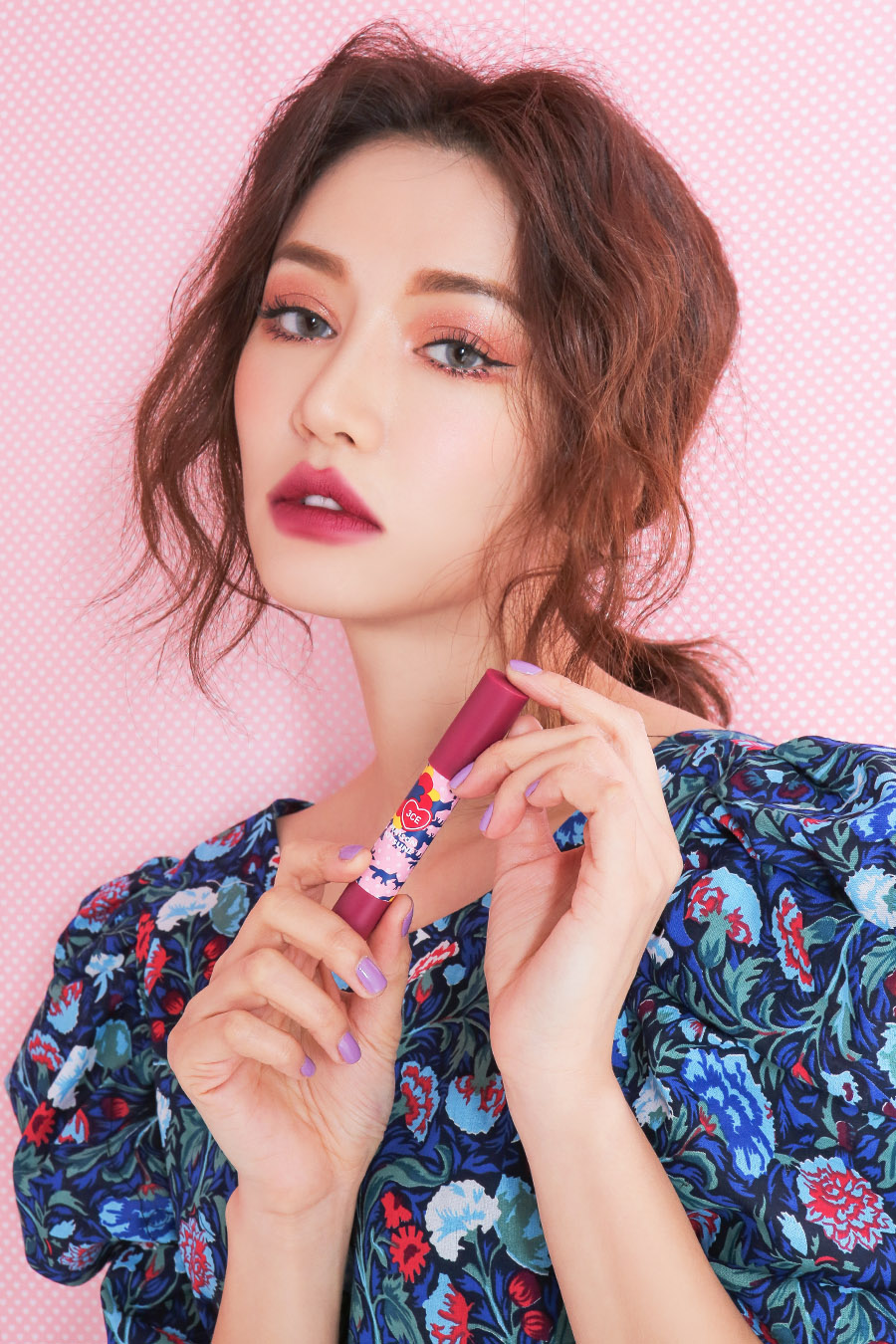 son-but-chi-3ce-maison-kitsune-velvet-lip-crayon-Grenadine son-but-chi-3ce-maison-kitsune-velvet-lip-crayon-Grenadine