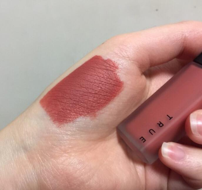 son-kem-sieu-li-va-cuc-min-apieu-true-matt-fluid son-kem-sieu-li-va-cuc-min-apieu-true-matt-fluid