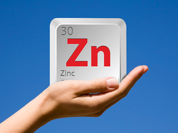 Tác dụng tuyệt vời của Kẽm (Zinc) trong việc giảm tiết dầu và hỗ trợ trị mụn