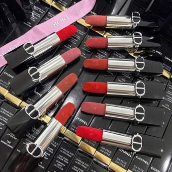 𝐒𝐨𝐧 𝐑𝐨𝐮𝐠𝐞 𝐃𝐢𝐨𝐫 𝐕𝐞𝐥𝐯𝐞𝐭 - Vỏ nắp nam châm hít mới nhất với packaging đẹp mê mẩn